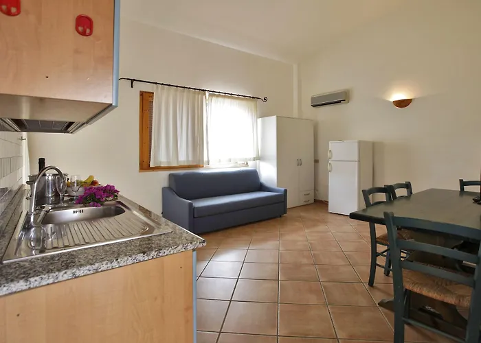 Club Esse Capo D'orso Aparthotel