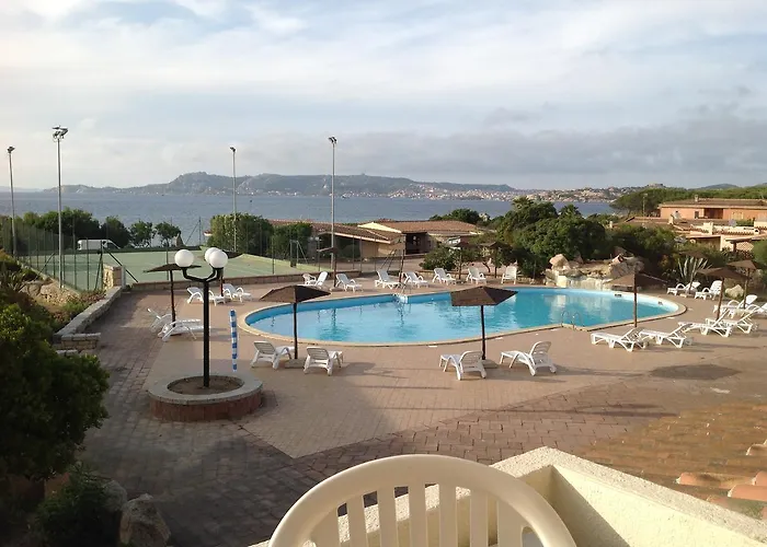 Club Esse Capo D'orso Aparthotel Palau