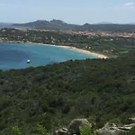 Aparthotel Club Esse Capo D'orso 3*