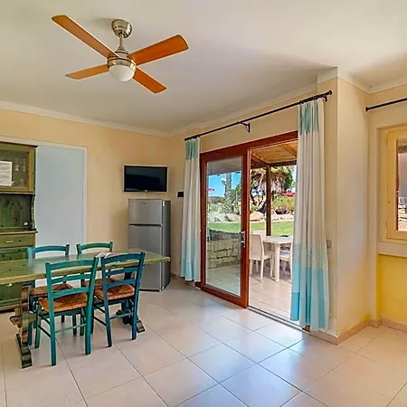 Club Esse Capo D'orso Aparthotel