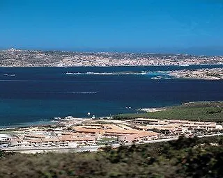 Aparthotel Club Esse Capo D'orso 3*