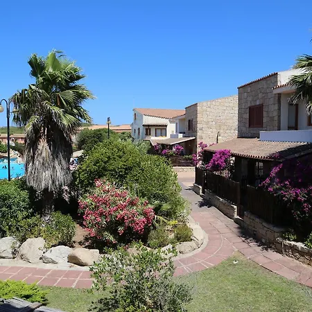 Appart hôtel Club Esse Capo D'orso 3*